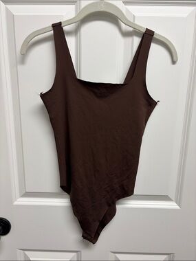 Zara Women’s Brown Square Neck Bodysuit - small
